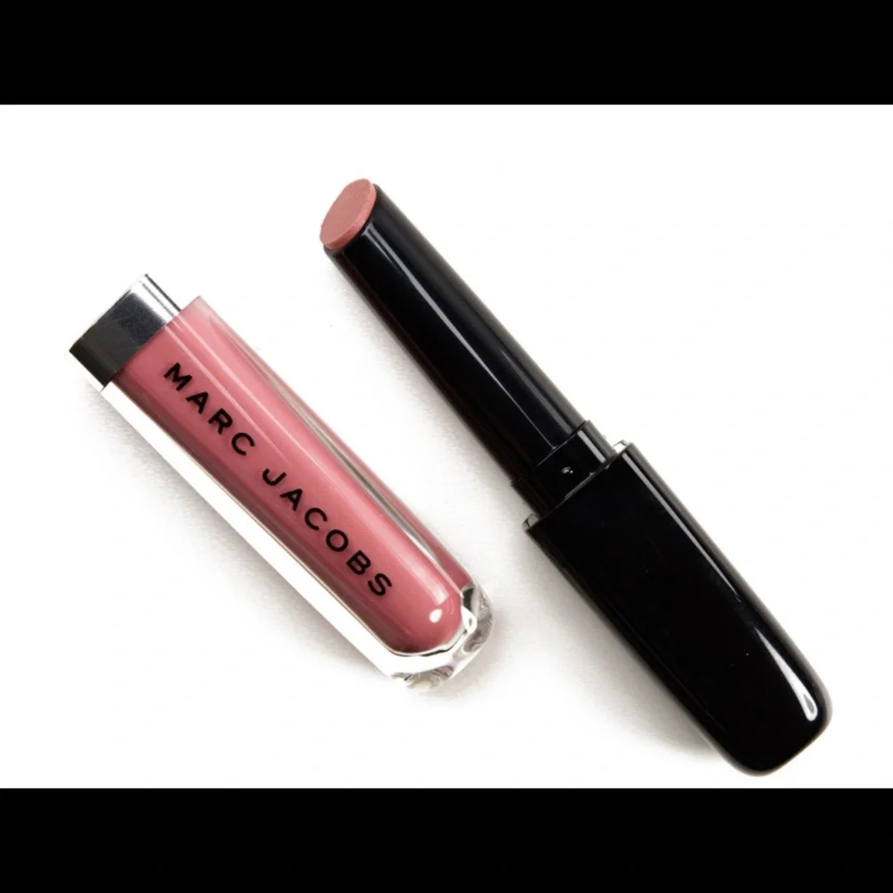 Marc Jacobs 552 Mocha Choco-Lata Enamored Hydrating Lip Gloss Stick
